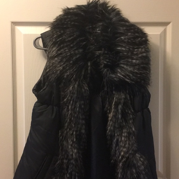 Black Vest - Picture 4 of 4